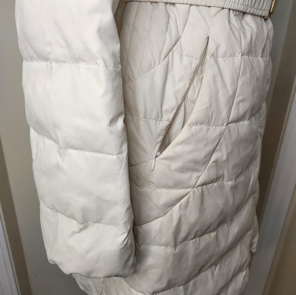 Tahari white stitched puffer coat - Picture 10 of 15